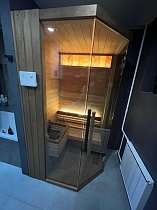 Финская сауна Broil Lux 410 в ванную комнату